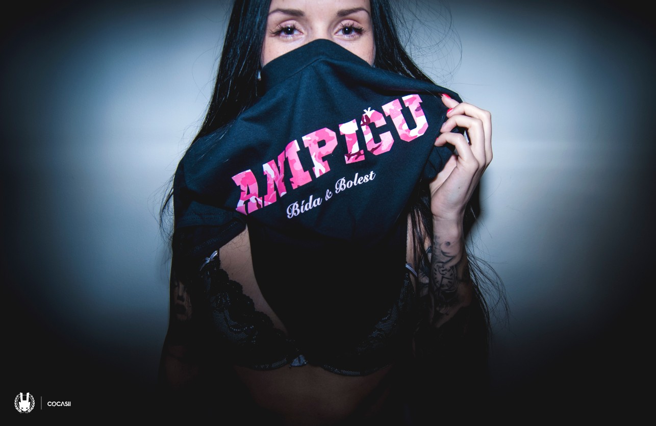 Anipiču pink
