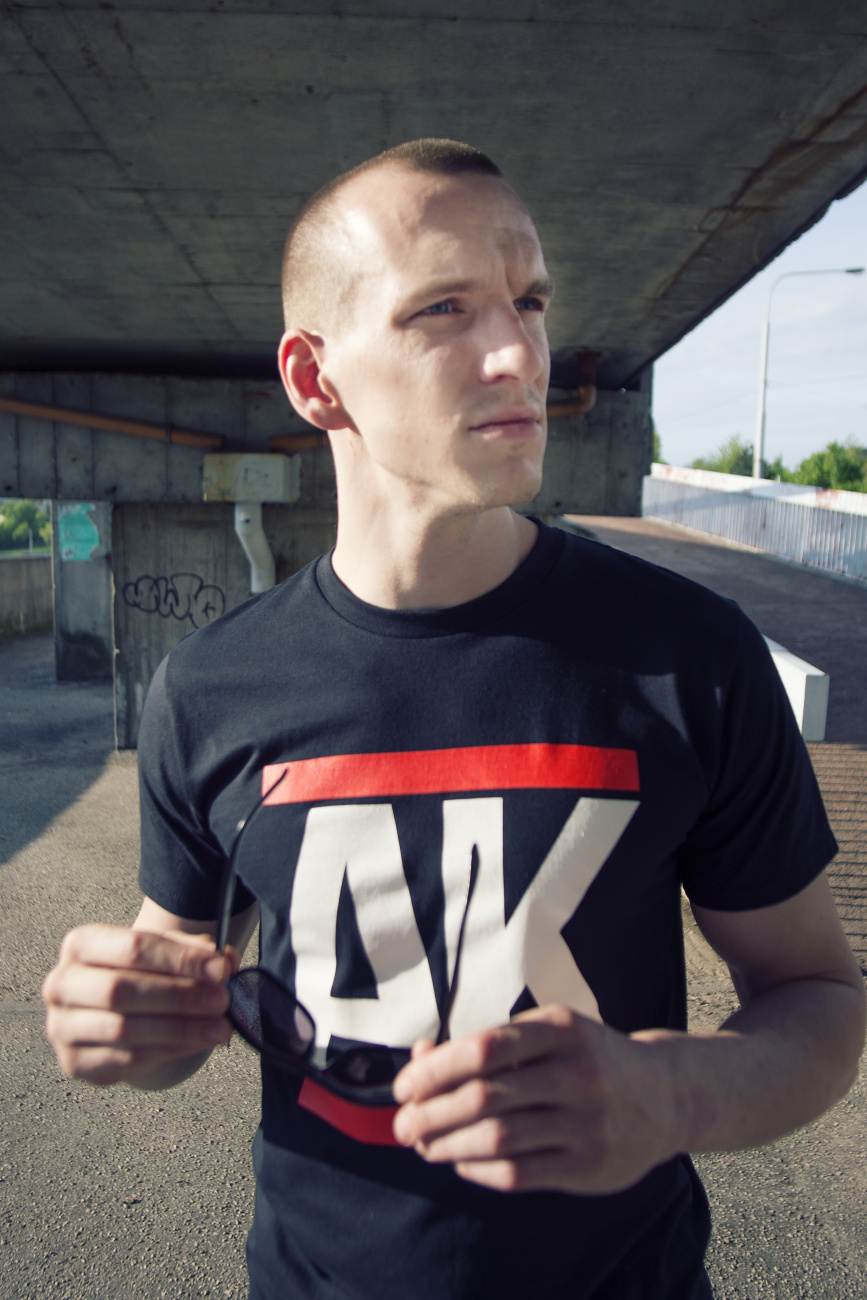 RUN AK